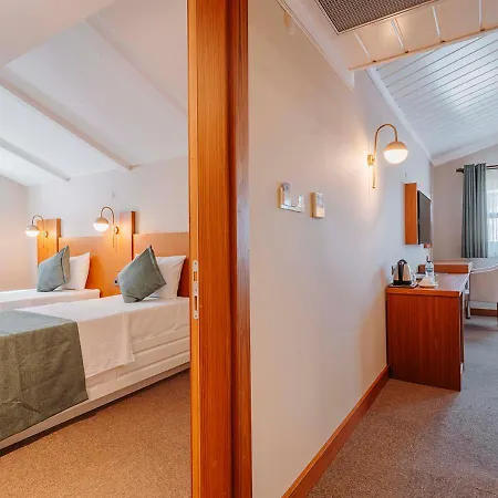 Hotel Ts Park 3*